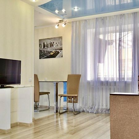 Современный люкс в центре на Европейской площади Дніпро Екстер'єр фото